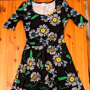 LuLaRoe Daisy Dress S